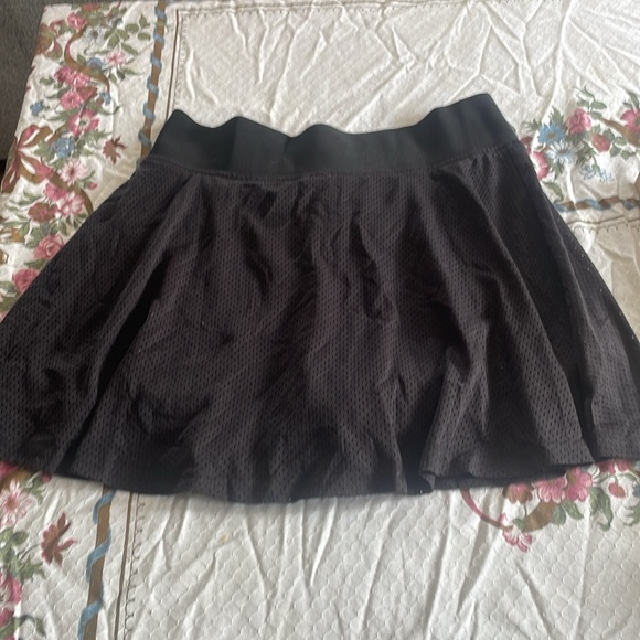 Black mesh Skort - Picture 2 of 4